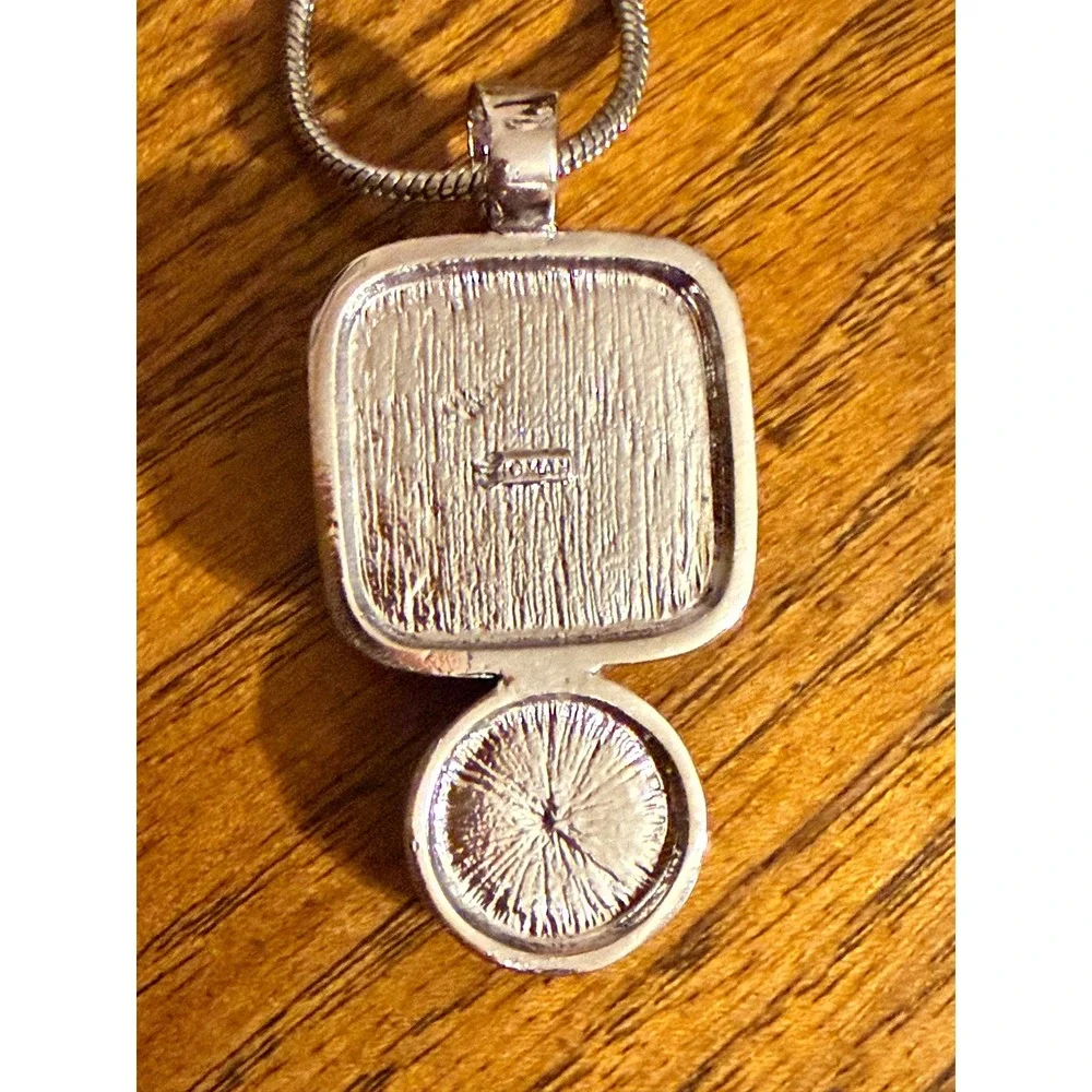 Roman silver tone